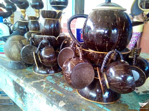 produktong magagawa mula sa niyog 5 letters